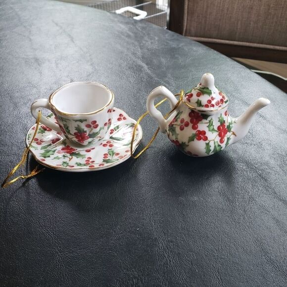 Ornaments (2) Teapot & Cup & Saucer - Picture 1 of 4